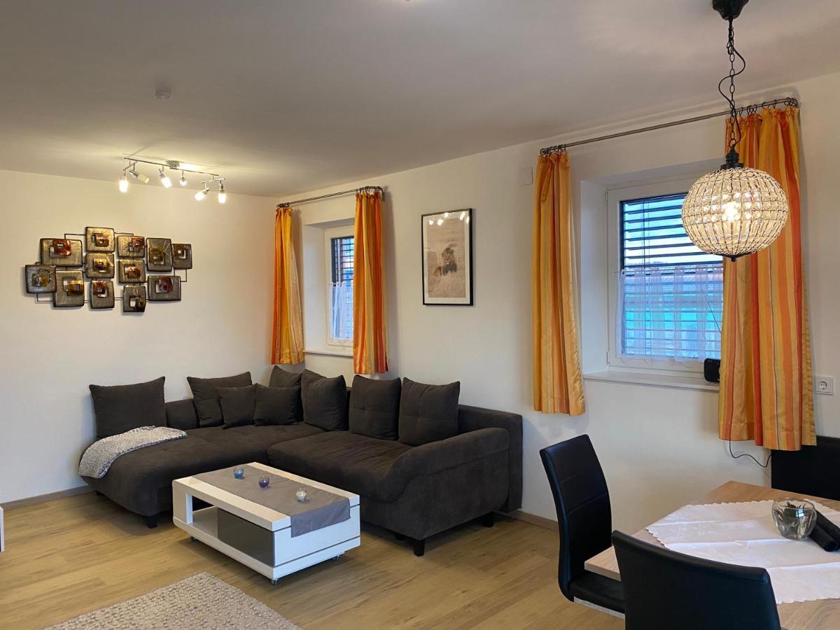 Wohnung City Nord Mit Balkon Herzogsdorf Luaran gambar